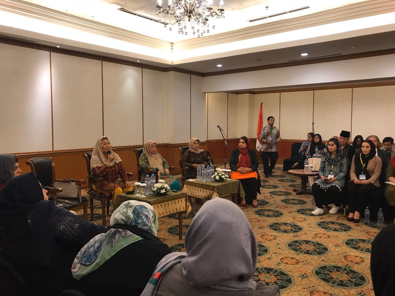 Yenny Wahid: Perempuan dan Laki-Laki Hanya Dibedakan dalam Tingkat Ketakwaannya Saja
